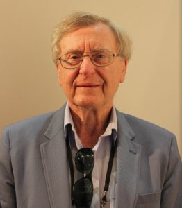 Dr Stephen Graves